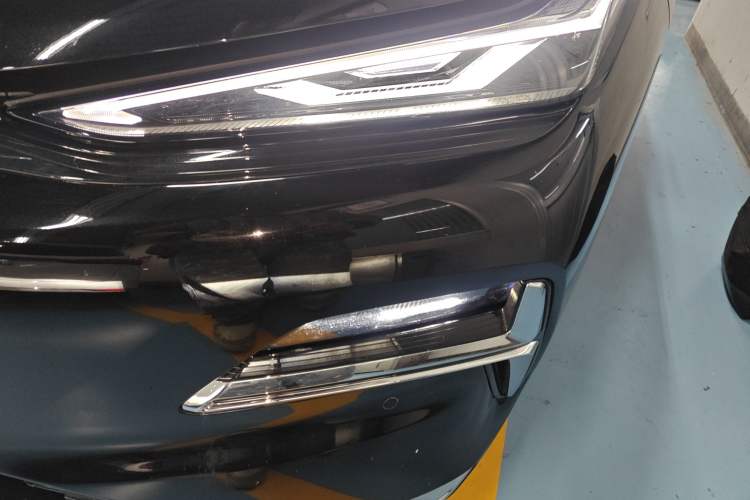 Used Geely Galaxy Galaxy 8 2025 130km EM-i Flagship Edition
