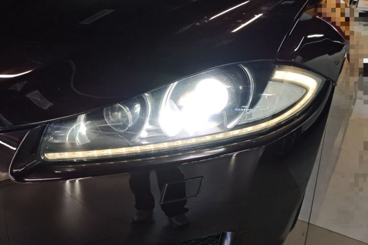 Used Jaguar XF 2013 XF 2.0T Luxury Edition Left Front Headlight