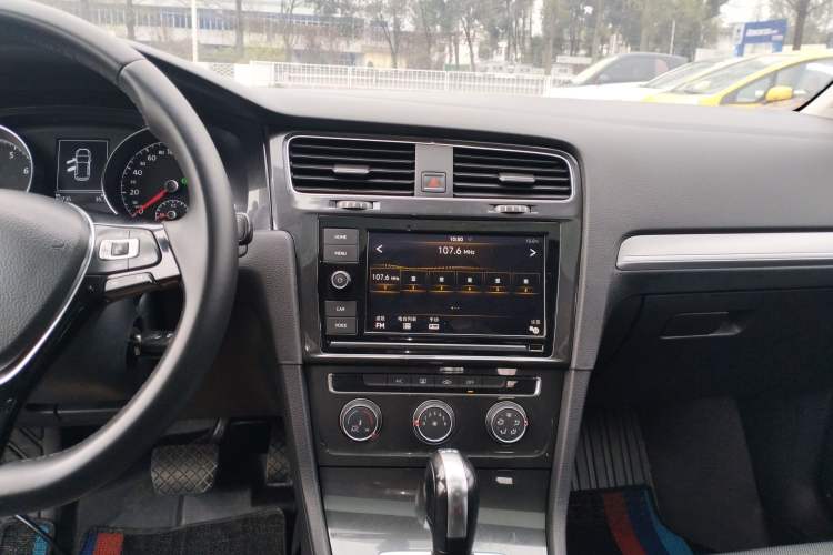 Used Volkswagen Golf 2019 280TSI DSG Comfort Version China VI Standard
