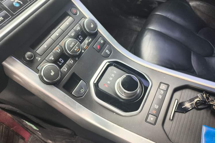 Used Land Rover Range Evoque 2014 2.0T 5-Door Luxury Edition
