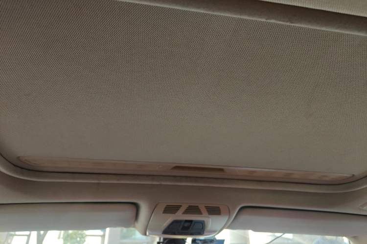 Used BMW 3 Series 2014 320Li Luxury Design Package
