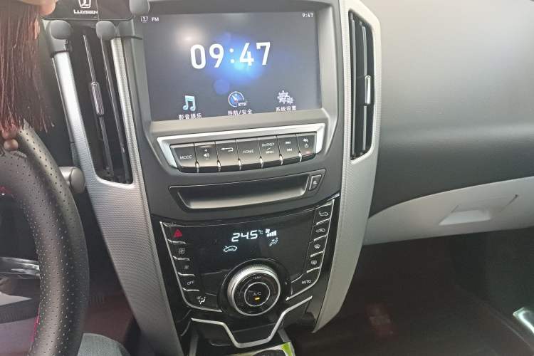 Used Luxgen U6 SUV 2014 1.8T Fashion Edition
