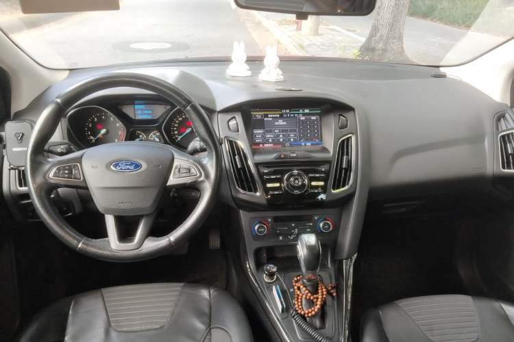 Used Ford Focus 2015 Hatchback 1.6L Automatic Fashion Edition