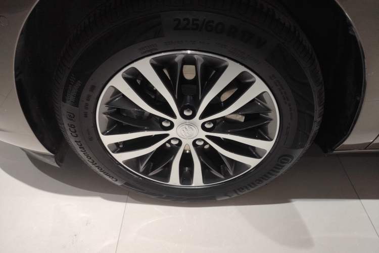 Used Buick GL8 2020 ES Land Cruiser 653T Luxury Edition