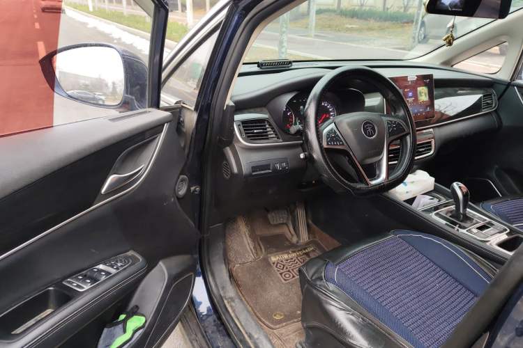 Used BYD Song MAX 2019 1.5T Automatic Smart Connect Ruiyi Sunroof Version 6 Seats China VI Standard