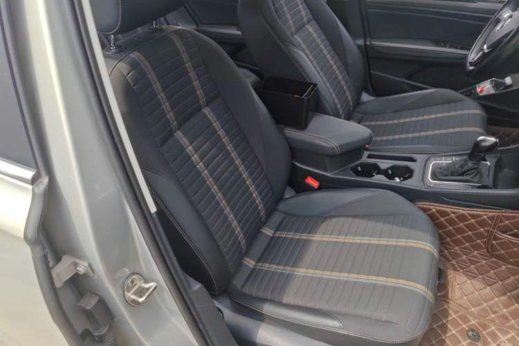 Used Volkswagen Lavida 2022 280TSI DSG Comfort Edition Right Front Seat