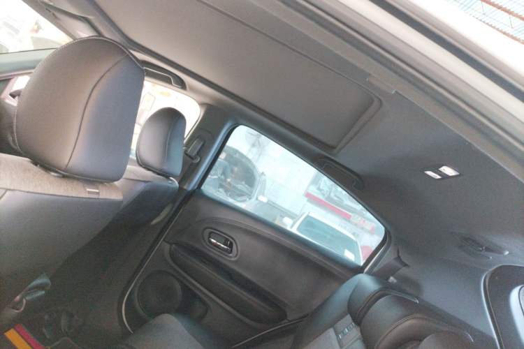 Used Honda XR-V 2020 220TURBO CVT Luxury Edition Headliner