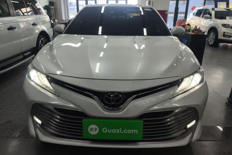 Used Toyota Camry 2019 Revised Version 2.0G Luxury Edition
