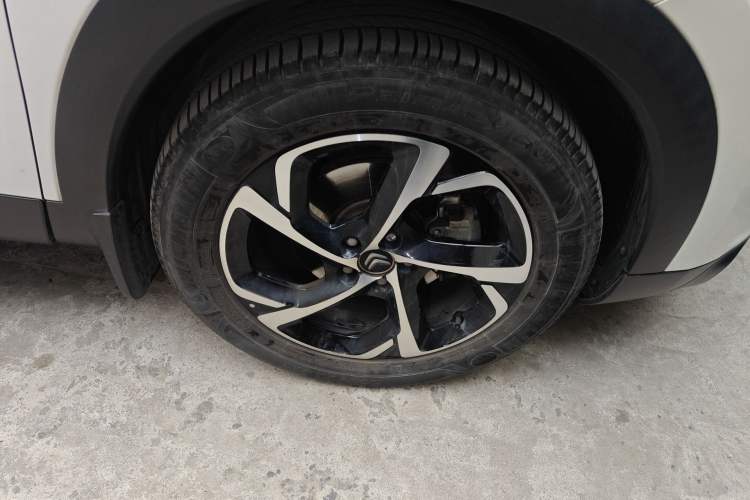 Used Citroen C5 AIRCROSS 2020 360THP Enjoyment Version Right Front Wheel Hub