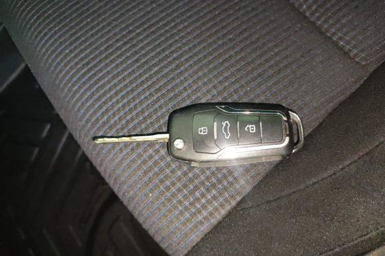 Used Toyota YARiS L Zhi Xuan 2019 1.5E CVT Dynamic Edition China VI compliant Vehicle Key