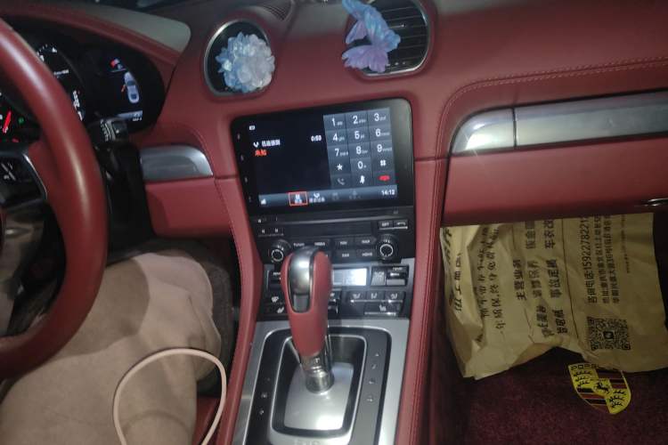 Used Porsche 718 2023 Cayman Style Edition 2.0T Audio And AC Panel