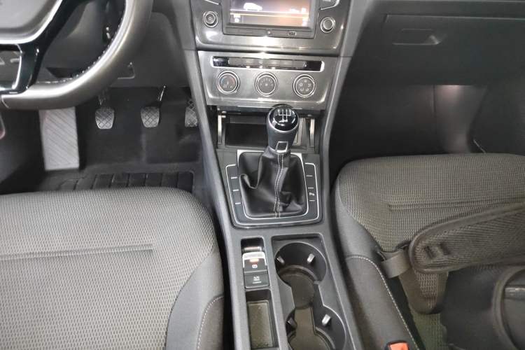 Used Volkswagen Golf 2017 230TSI Manual Comfort Edition – Celebrating Milestone of One Million Units
