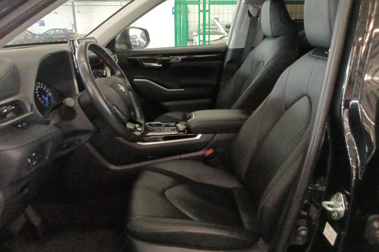 Used Toyota Highlander 2023 2.5L Smart Electric Hybrid Dual-Drive Prestige Version 7 Seats Left Front Seat