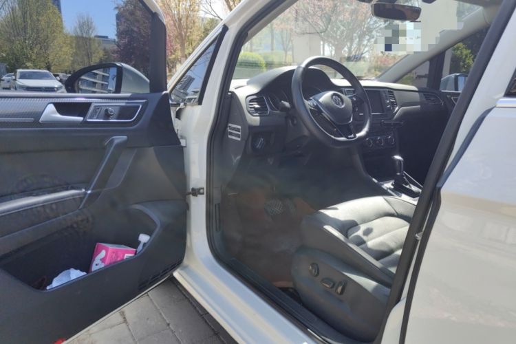 Used Volkswagen Golf Sportsvan 2016 280TSI Automatic Luxury Model