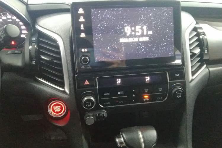 Used Honda Avancier 2017 240TURBO Two-Wheel Drive Comfort Version Audio And AC Panel