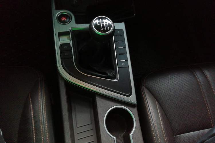 Used FORTHING Joyear X5 2019 X5L 1.5T Manual Luxury Model