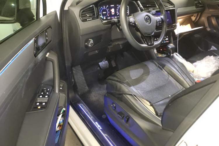 Used Volkswagen Tiguan L New Energy 2021 430 PHEV Plug-in Hybrid Flagship Edition Driver Seat