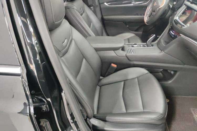 Used Cadillac XT5 2021 2.0T Two-Wheel Drive Luxury Version
