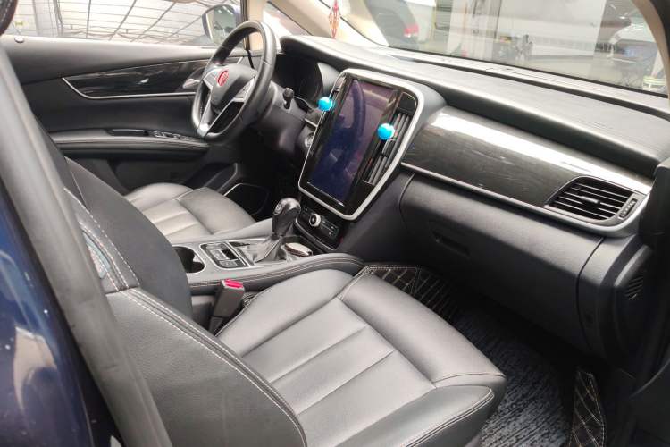 Used BYD Song MAX 2018 1.5T Automatic Smart Connect Elite Model with 6 Seats
