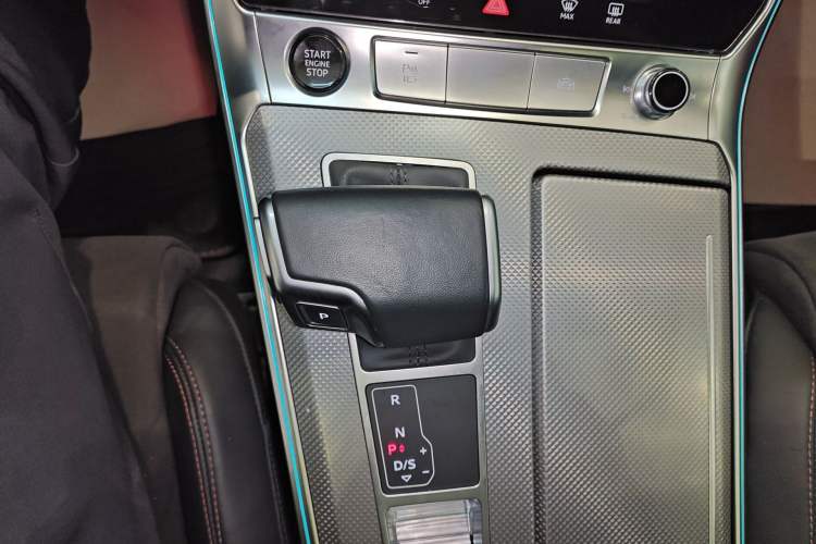Used Audi A6L 2024 45 TFSI Prestige Dynamic Edition Gear Lever