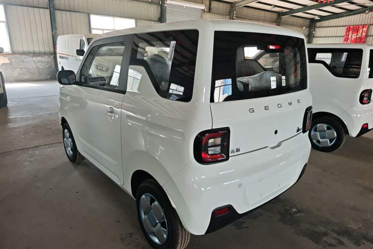 Used Geely Galaxy Panda 2025 210 km – Yuanqi Bear
