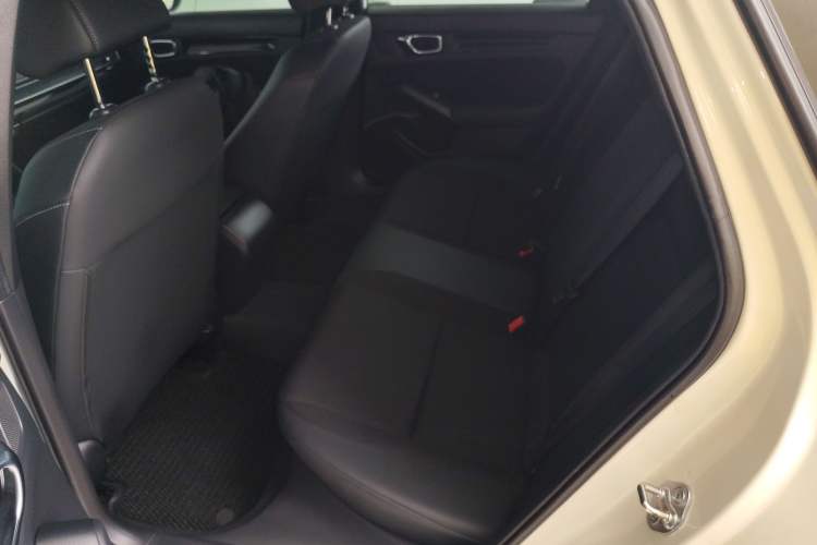 Used Honda Civic 2022 240TURBO CVT Dynamic Edition
