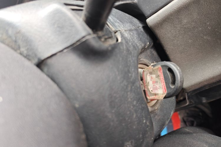 Used Mitsubishi Pajero 2008 V73 3.0L MT GL Vehicle Key