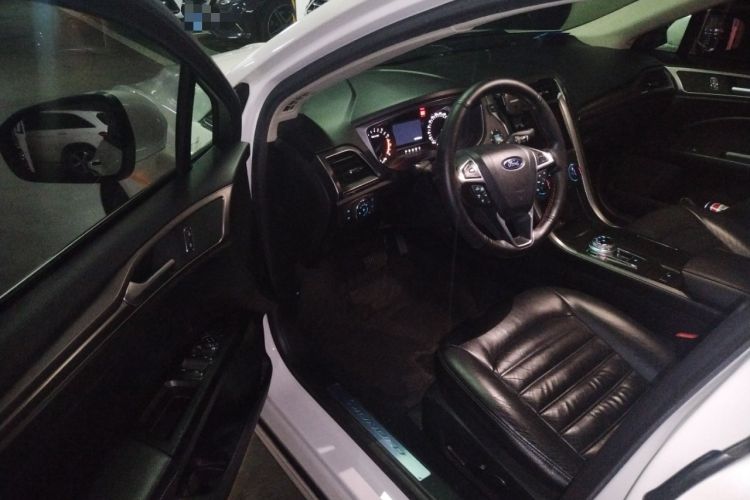 Used Ford Mondeo 2017 EcoBoost 180 Stylish Model Driver Seat