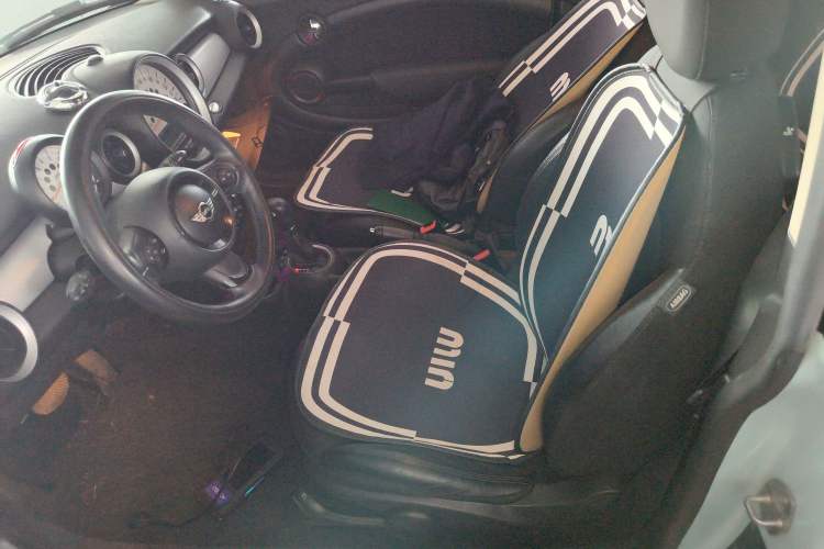 Used MINI 2011 1.6L COOPER Fun Left Front Seat