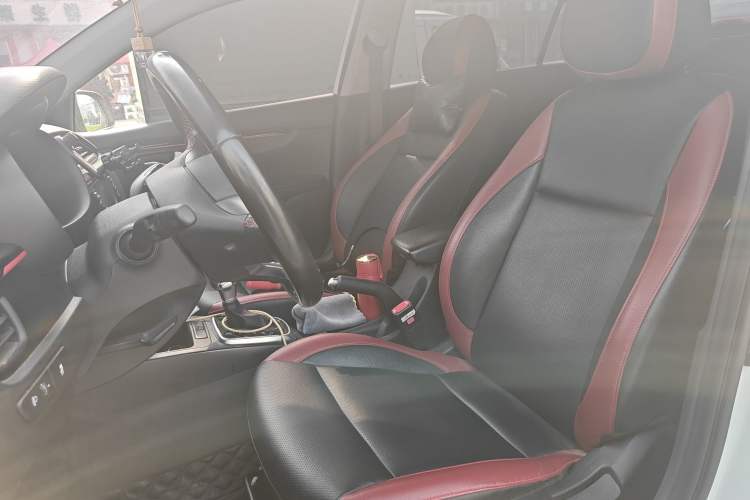 Used Kia KX Cross 2018 1.6L Automatic Dynamic Sunroof Version Left Front Seat