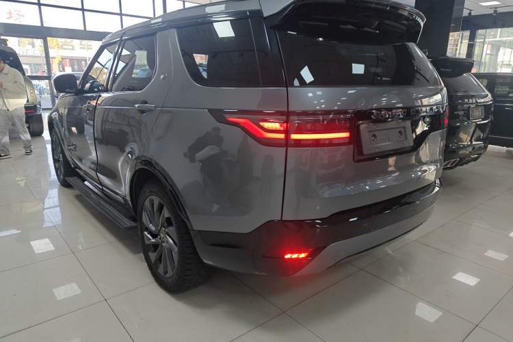 Used Land Rover Discovery 2021 360 PS R-Dynamic S