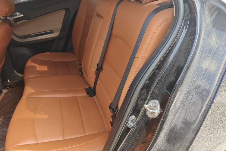 Used Haima Fumei 2014 M5 1.6L Manual Fashion Edition