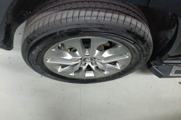 Used Toyota Wildlander 2021 Dual-Engine 2.5L E-CVT Two-Wheel Drive Luxury Edition
