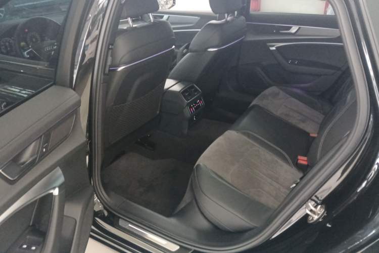 Used Audi A6L New Energy 2022 55 TFSI e quattro
