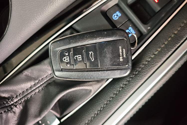 Used Toyota Avalon 2022 2.0L Ambition Edition