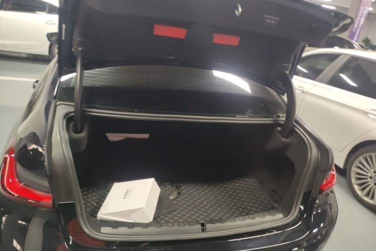 Used BMW 3 Series 2024 325Li M Sport Night Edition Package