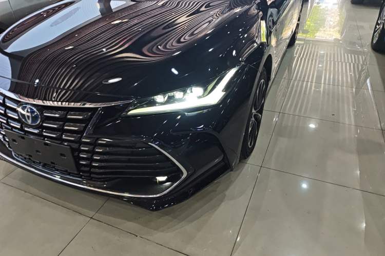Used Toyota Avalon 2022 Dual-Engine 2.5L Luxury Edition