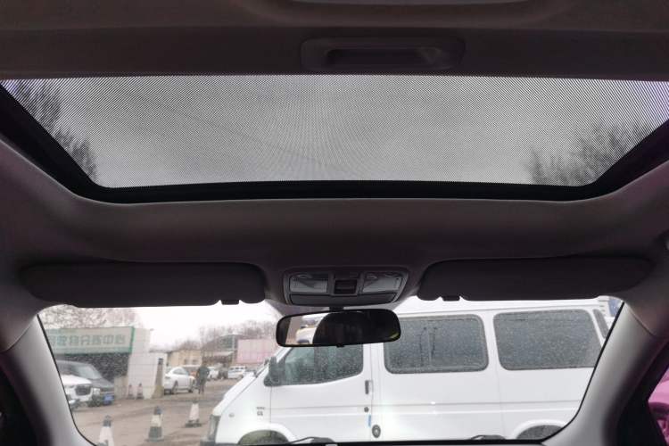 Used Hyundai ix35 2015 2.0L Automatic 2WD Smart Type China IV
