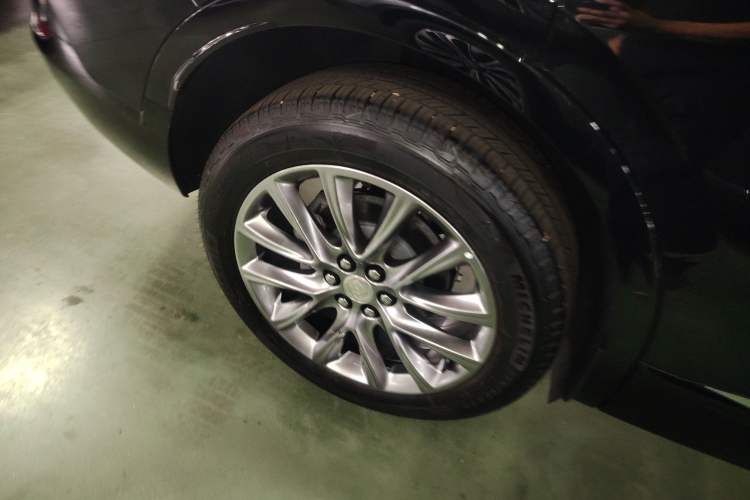 Used Buick Enclave 2022 652T Two-Wheel-Drive Prestige 7-Seater
