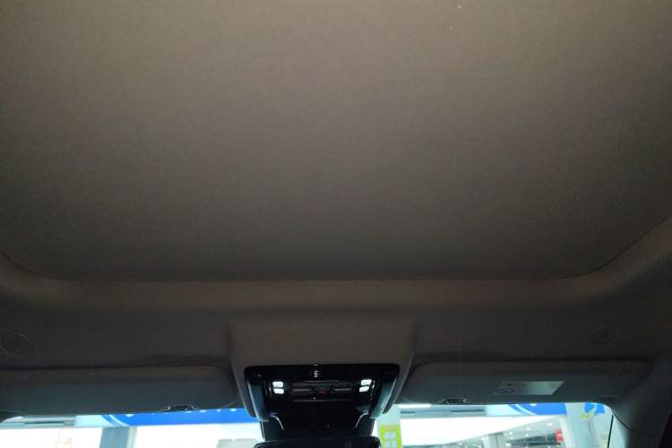 Used Formula Leopard Leopard 5 2023 Navigator Edition
