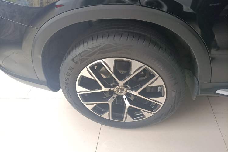 Used Mercedes-Benz GLC 2024 GLC 260 L 4MATIC Dynamic Edition 5-seater Right Rear Wheel Hub