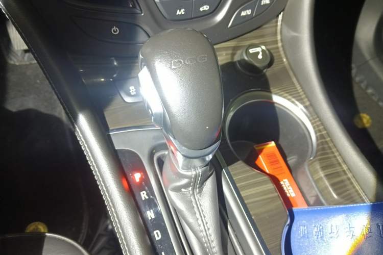 Used Buick Envision 2019 20T Two-Wheel Drive Elite Version China VI Standard
