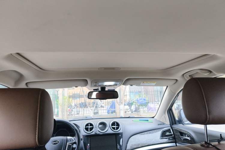 Used BYD S7 2017 2.0T Automatic Luxury Model