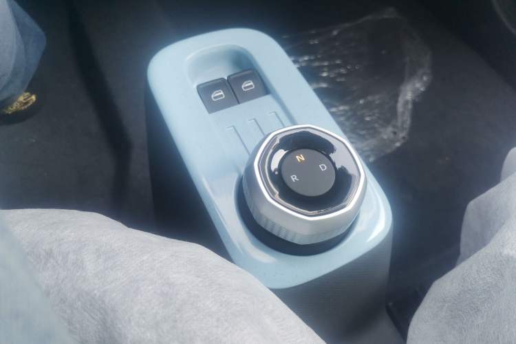 Used Geely Galaxy Panda 2024 Panda Mini 200km Endurance Bear