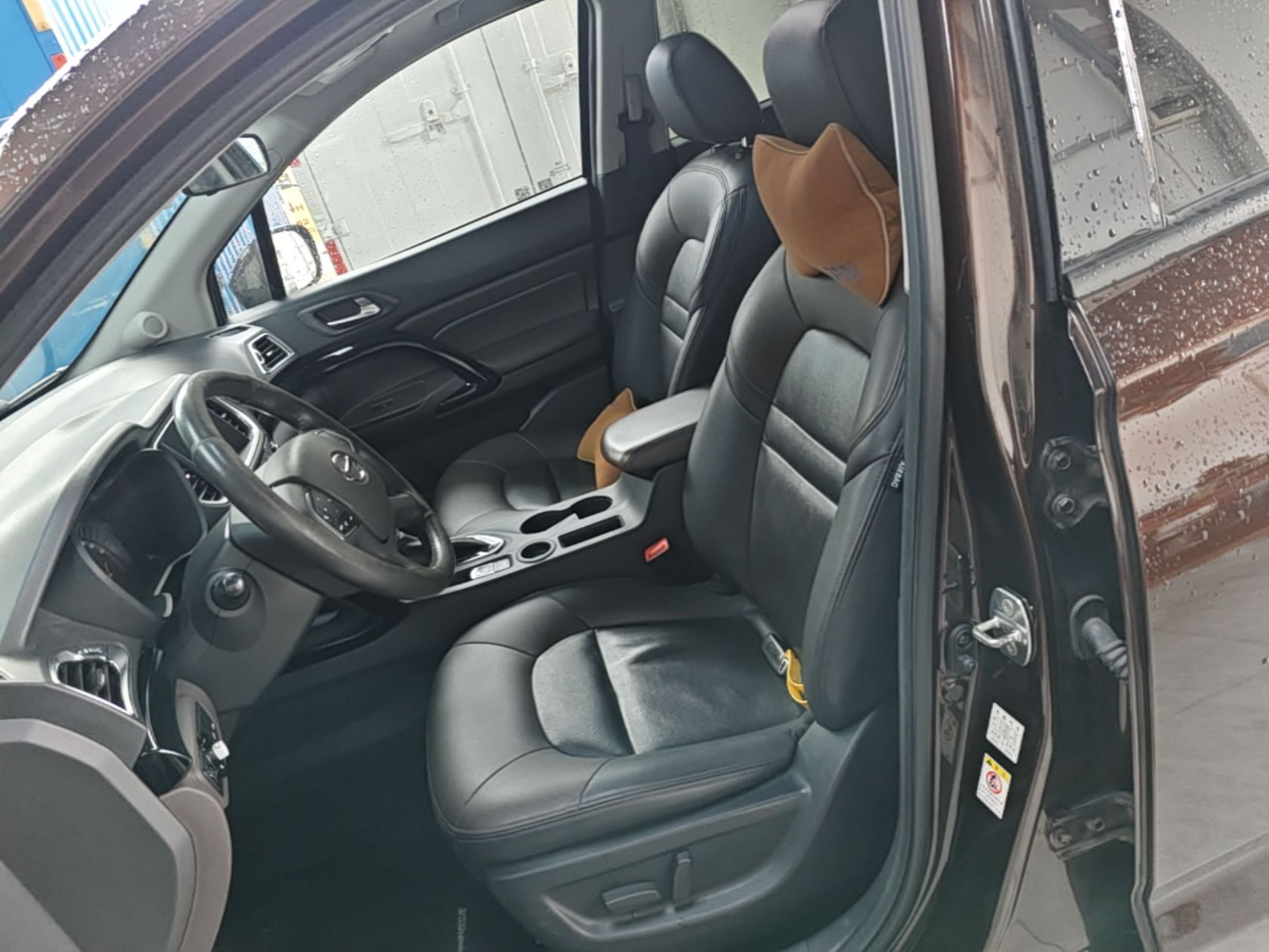 Interior delantero