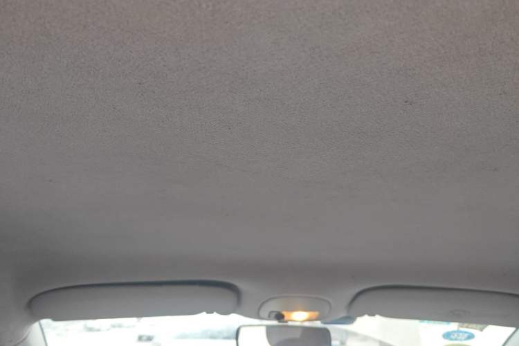 Used Peugeot 207 2011 Sedan 1.4L Manual Yule Edition
