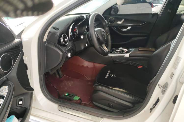 Used Mercedes-Benz C-Class 2018 C 180 L Fashion Edition Sport Version Driver Seat