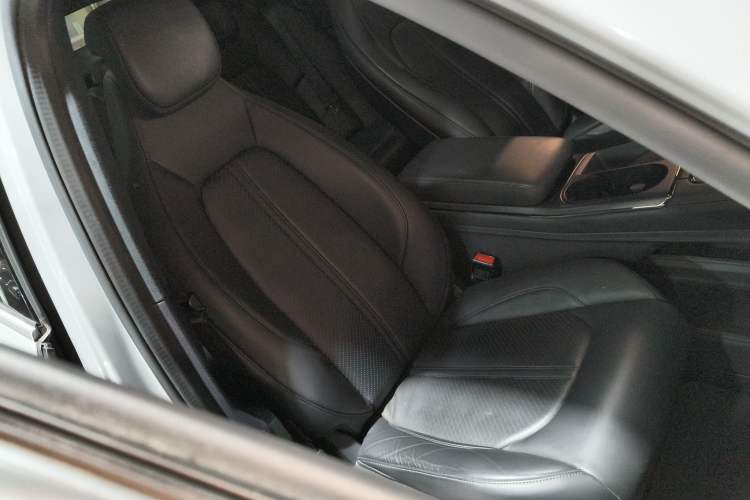 Used Nio EC6 2020 440 km Performance Version Right Front Seat