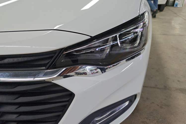 Used Chevrolet Monza 2020 320 Automatic Enjoyment Edition Left Front Headlight