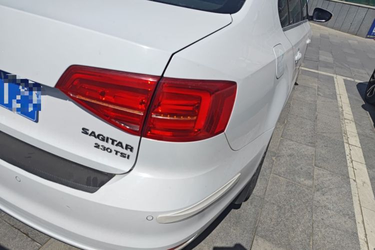 Used Volkswagen Sagitar 2017 230TSI Automatic Luxury Edition